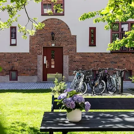 Lägenhet In Cute And Relaxing Neigbourhood *